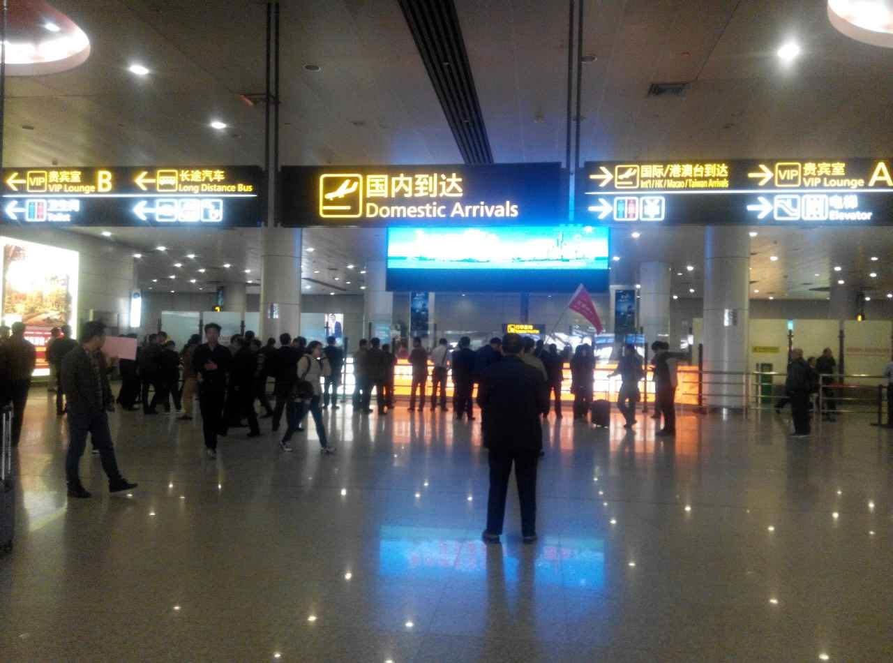 易視界總部迎來(lái)上海朱先生實(shí)地考察