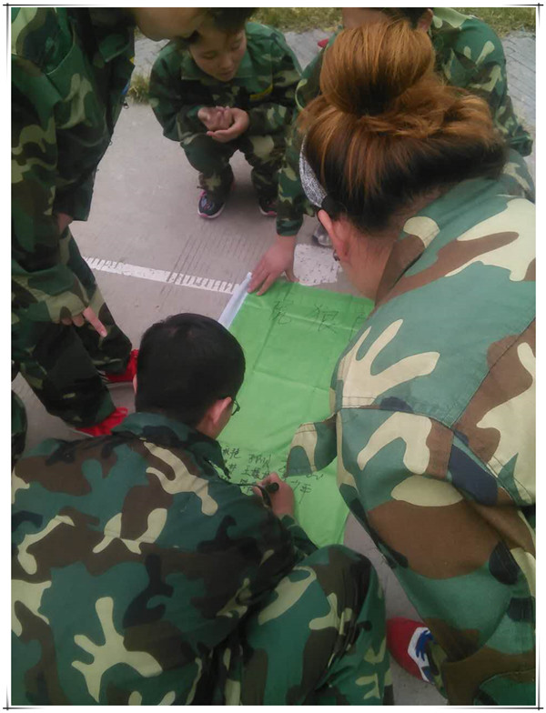 易視界精英團隊分工協(xié)作