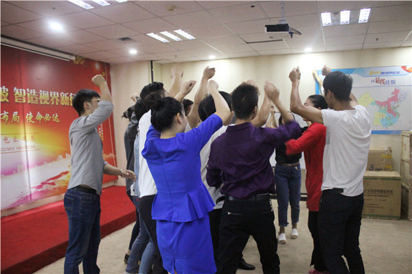 易視界精彩的團(tuán)隊(duì)風(fēng)采展示進(jìn)行中