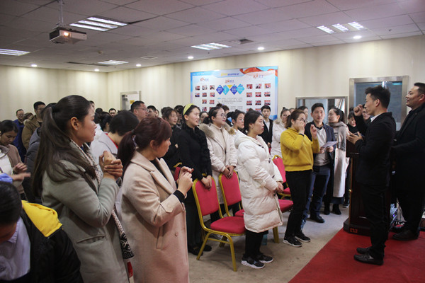 易視界開(kāi)啟開(kāi)啟學(xué)習(xí)型春節(jié)模式