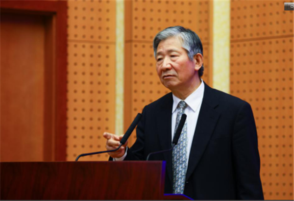 國務院發(fā)展研究中心原副主任、中國企業(yè)評價協(xié)會會長 侯云春