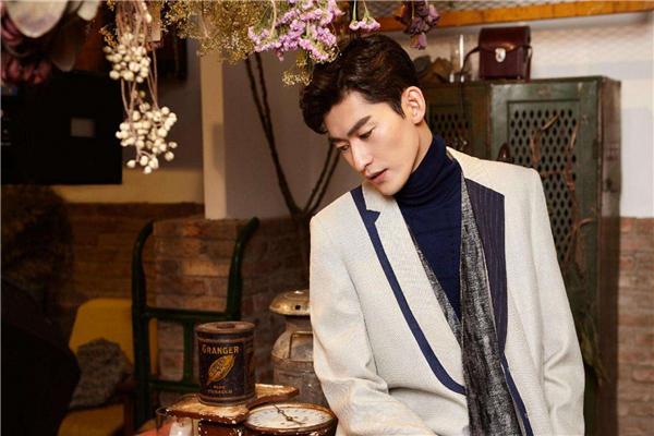 張翰初戀因近視無(wú)視了他的表白，近視了該怎么辦？