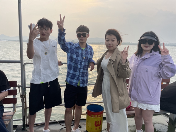 易視界精英體驗(yàn)出海捕魚