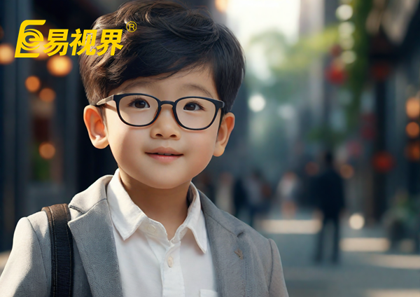 易視界 近視孩子戶(hù)外活動(dòng)時(shí)間多久合適