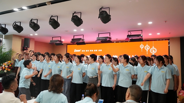 易視界激情的團(tuán)隊風(fēng)采展示