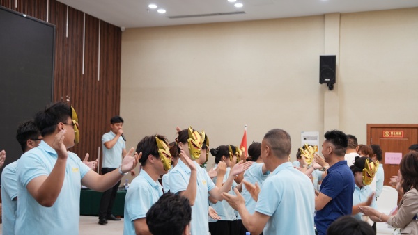 易視界2025年7月嘉獎(jiǎng)會(huì)暨8月啟動(dòng)大會(huì)精彩瞬間