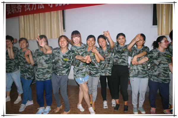 易視界2015精英特訓(xùn)營(yíng)之相親相愛一家人